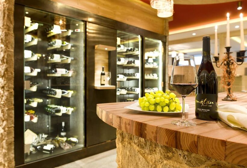 هتل Abinea Dolomiti Romantic Spa