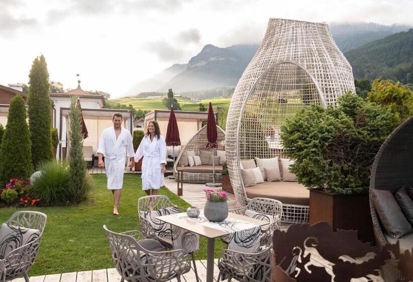هتل Abinea Dolomiti Romantic Spa