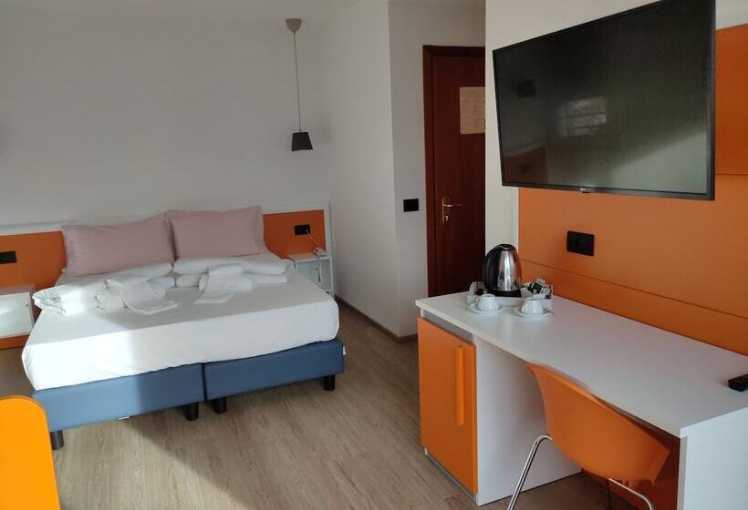 هتل Albergo Al Salus