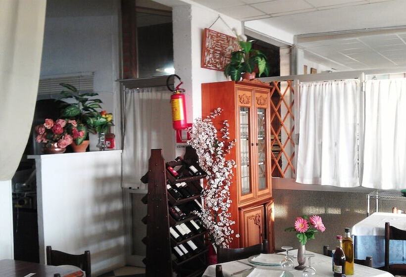 فندق Albergo La Lampara