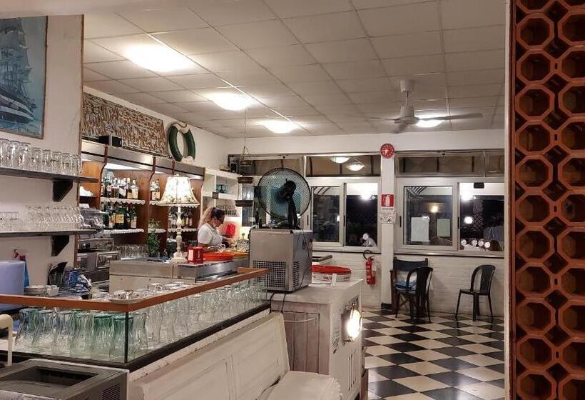 فندق Albergo La Lampara
