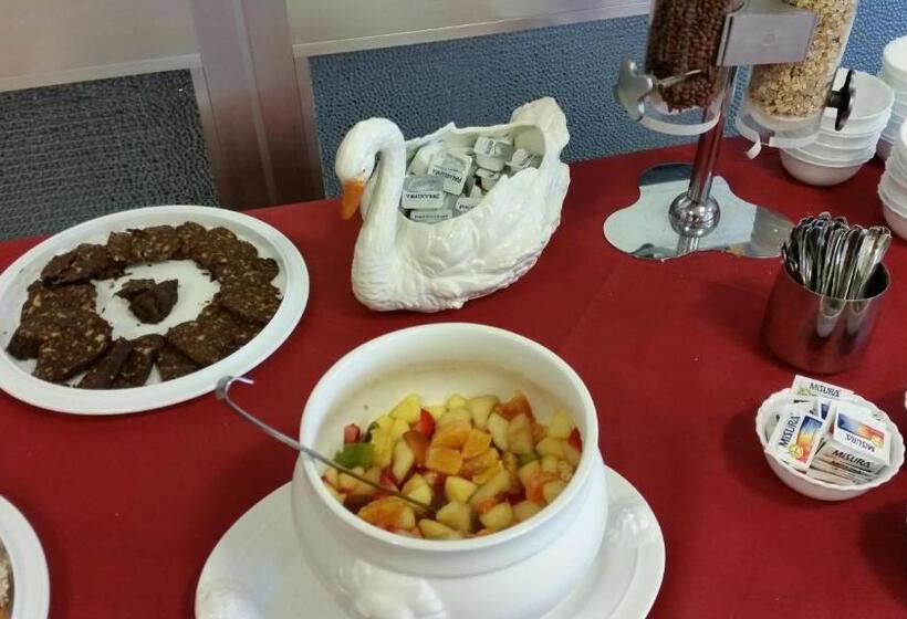 فندق Albergo La Lampara