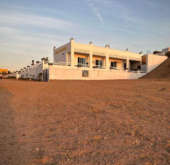 هتل Aqaba Adventure Divers Village