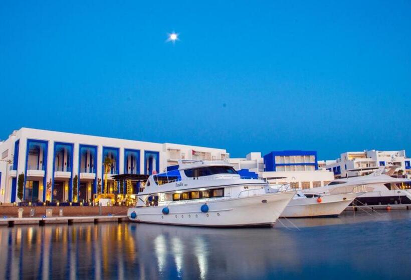 هتل Aqaba Adventure Divers Village