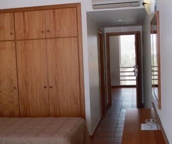 هتل Areia Dourada