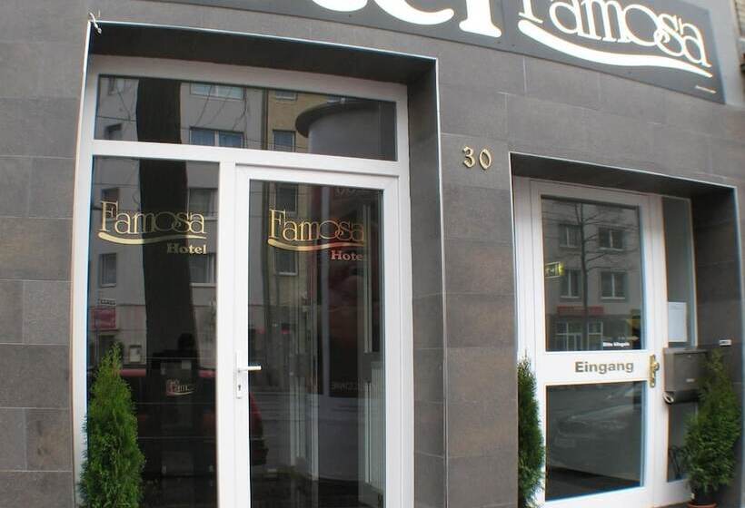 Fotos del hotel Famosa:  16