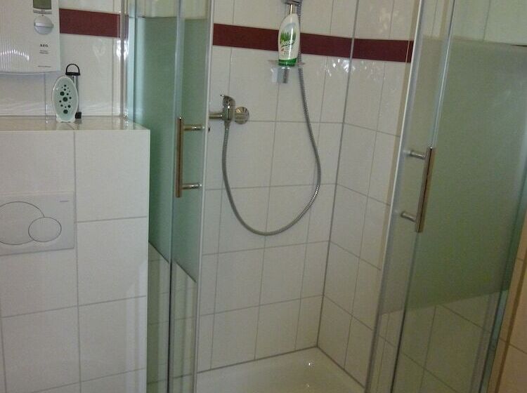 Fotos del hotel Famosa:  2