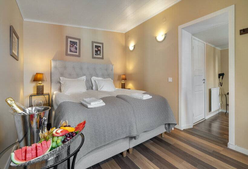 בית מלון כפרי Himmelsby Spa & Konferens