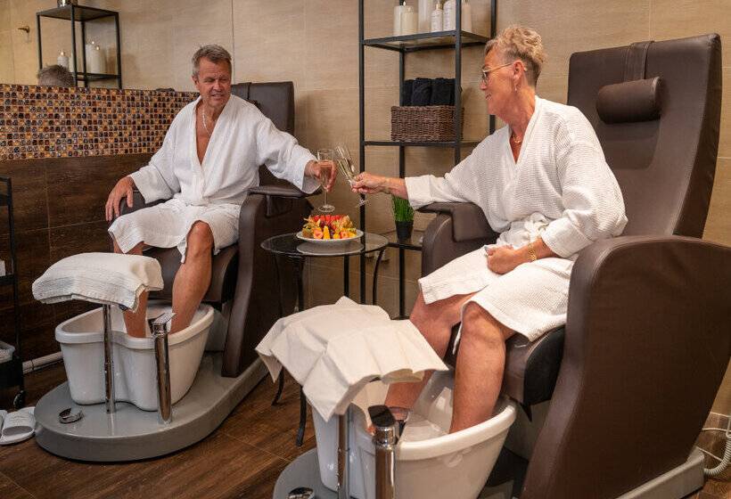 בית מלון כפרי Himmelsby Spa & Konferens