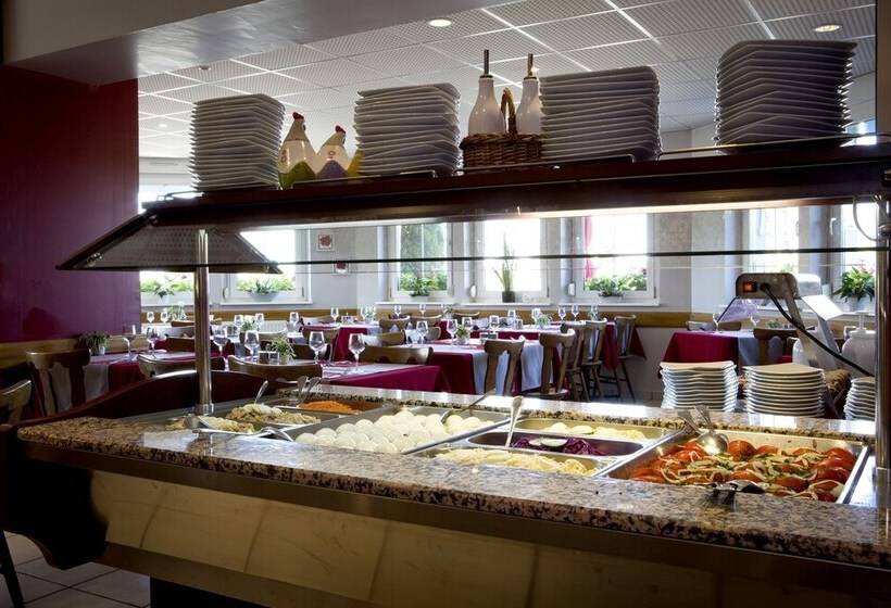 ホテル Hôtel Restaurant Au Lion D Or