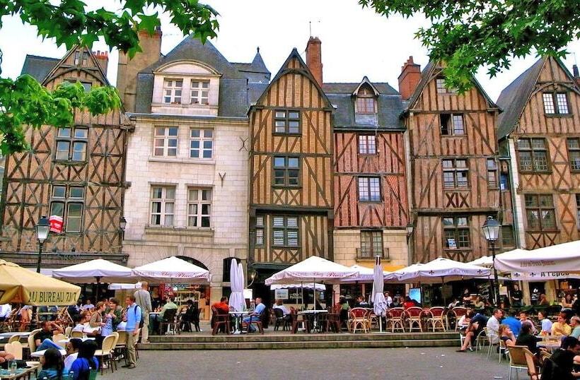 בית מלון כפרי Hôtel Restaurant Chambre Insolite Spa   Le Xii De Luynes