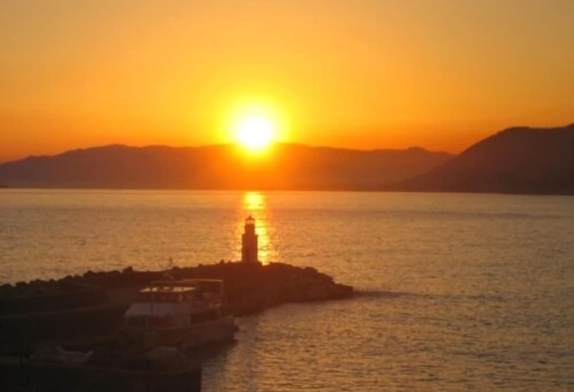 هتل La Camogliese