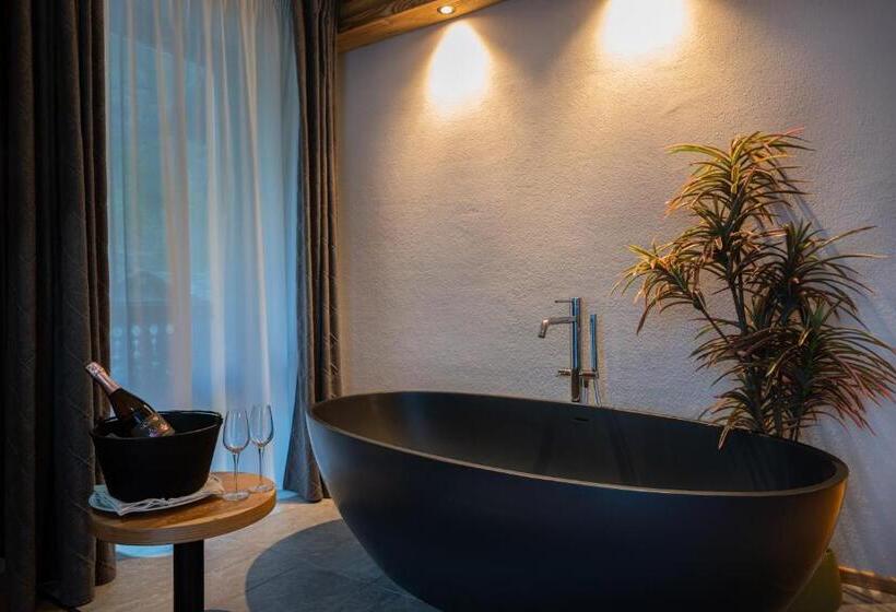 فندق Lo Scoiattolo