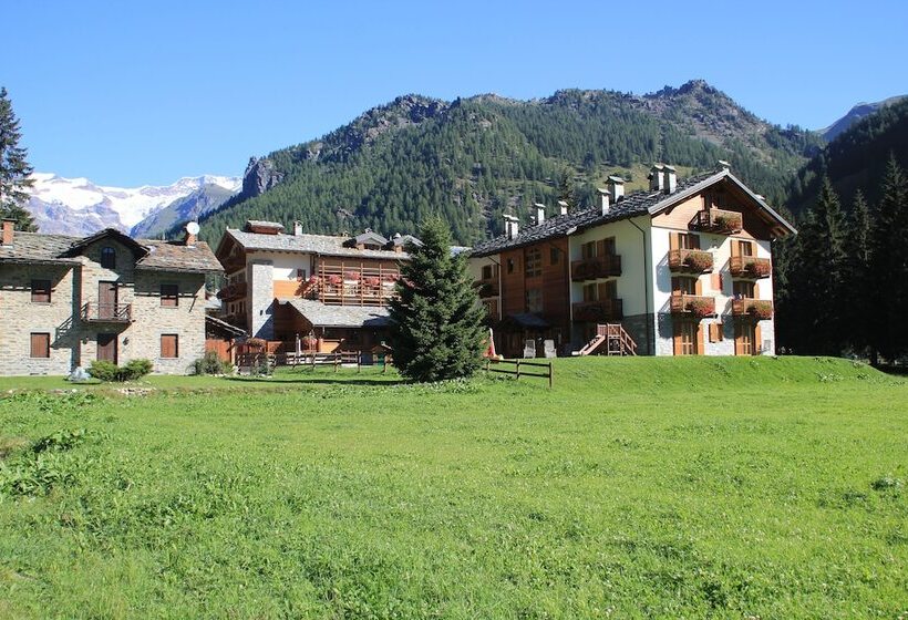 فندق Lo Scoiattolo