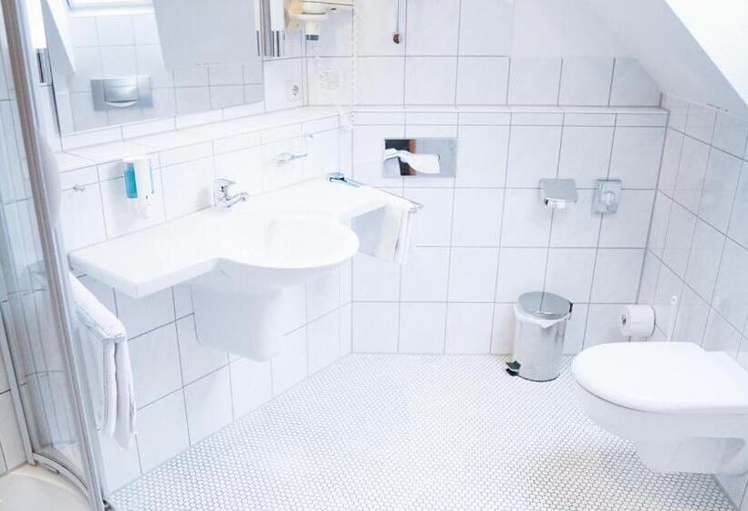 Отель Neckarblick Self Check In