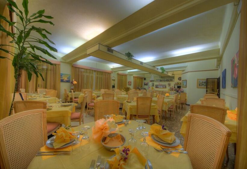 Hotel Savoia