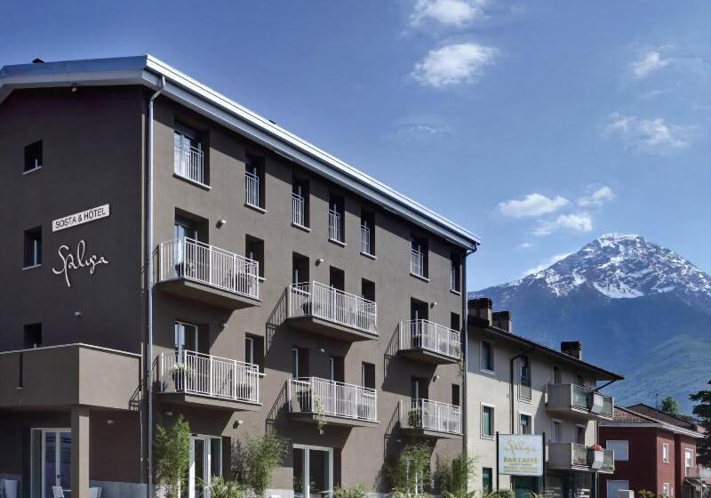 فندق Spluga Sosta &