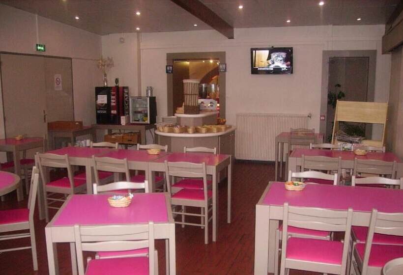 هتل The Originals Access, Hôtel Arum, Remiremont