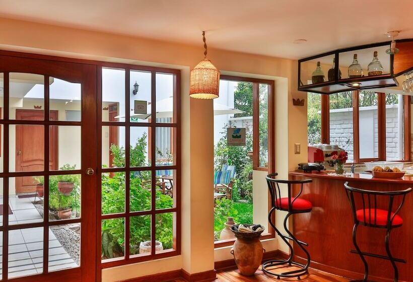 Laramani Hotel Boutique