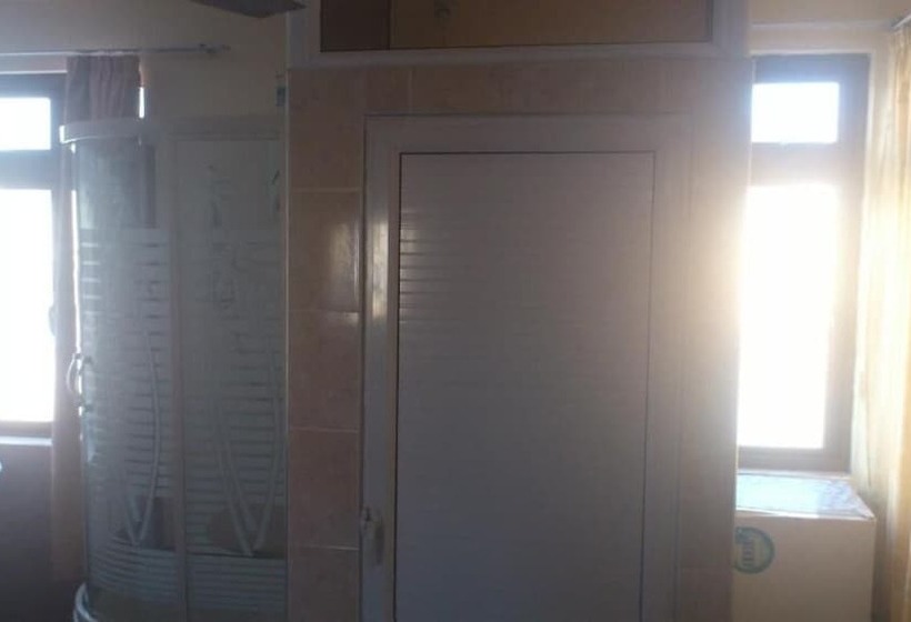 پانسیون Tyvabro Guesthouse