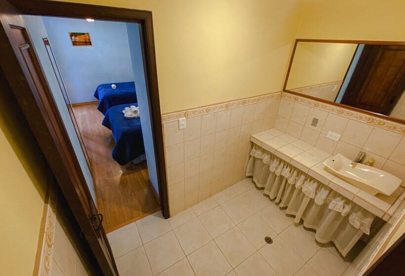 Golden Rest Latacunga