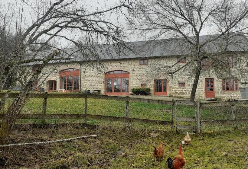 Bed and Breakfast Auverg Nature Chambre Cocon