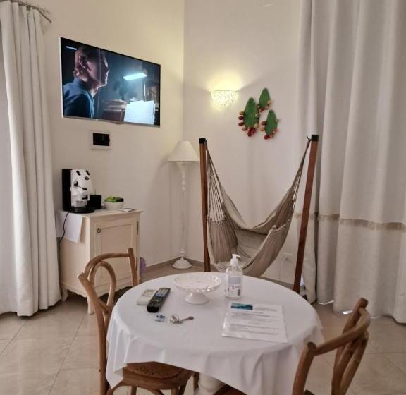 민박 White Suite Polignano 08