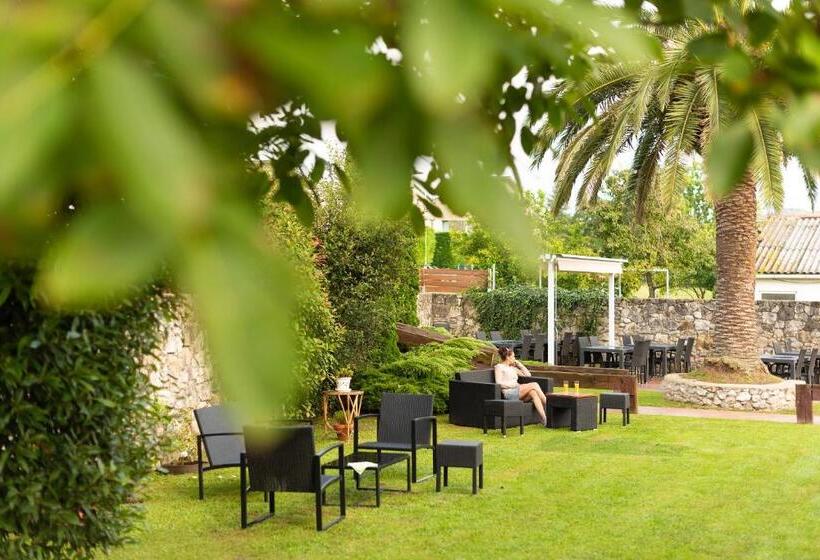 هتل Finca Alcamino