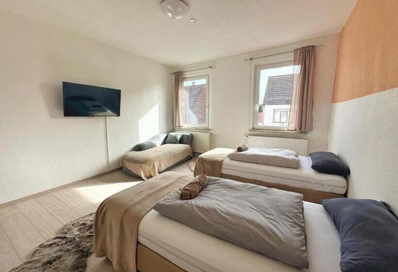 펜션 Cozy Room In A Sharing Apartment Wg In The Black Forest