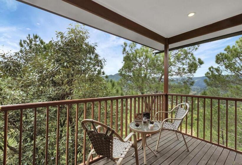 استراحتگاه Club Mahindra Binsar Villa