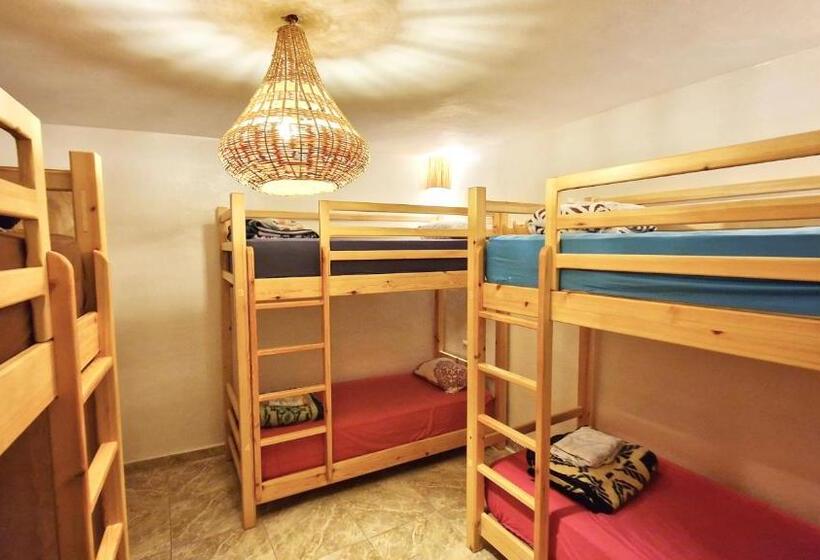 هاستل Kekai Surf House