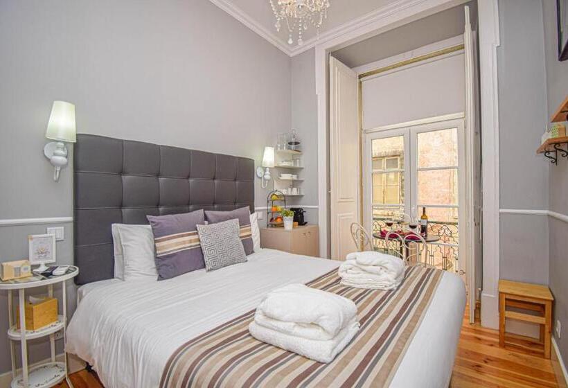 تختخواب و صبحانه B In B Lisbon Downtown Suites