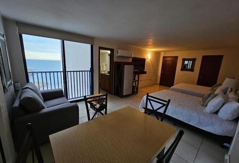 هتل Condominios San Carlos