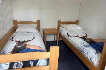 هتل کپسول Rena Hostel Einara