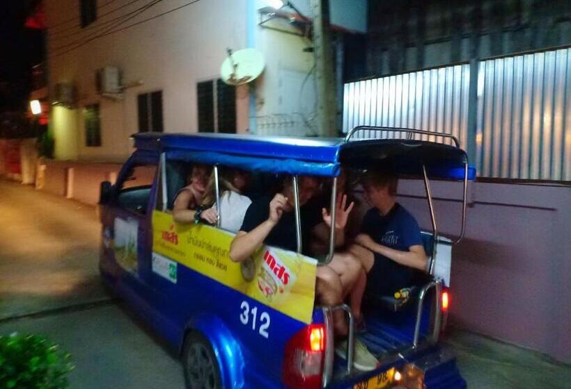 هتل Siri Guesthouse