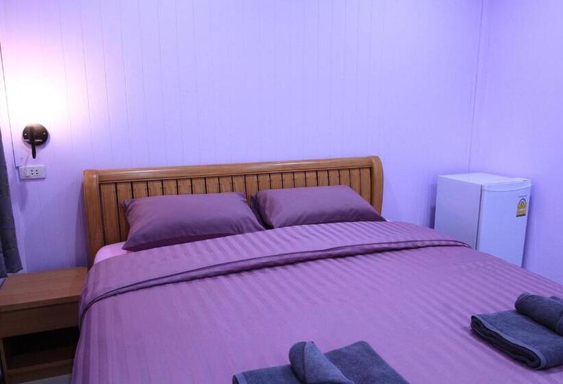 هتل Siri Guesthouse