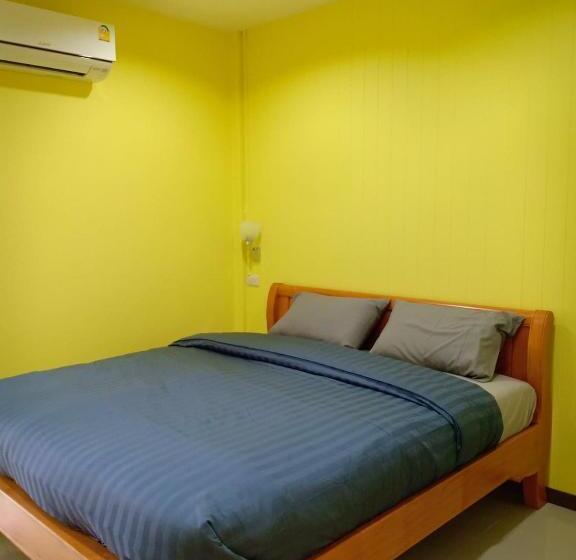 هتل Siri Guesthouse