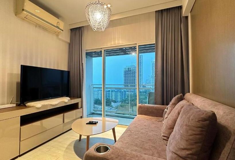 هتل Veranda Residence Pattaya By Sea