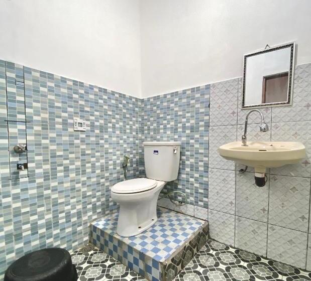 Пансион Watukarung Sackstone Guesthouse