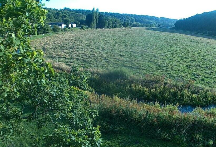 ベッドアンドブレックファースト Cabane Perchée Dans La Prairie De L Ancien Moulin