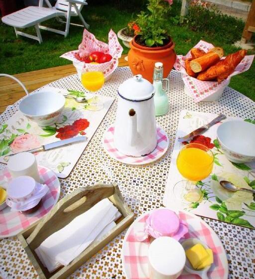 مبيت وإفطار Les Roulottes Des Songes De L Authie