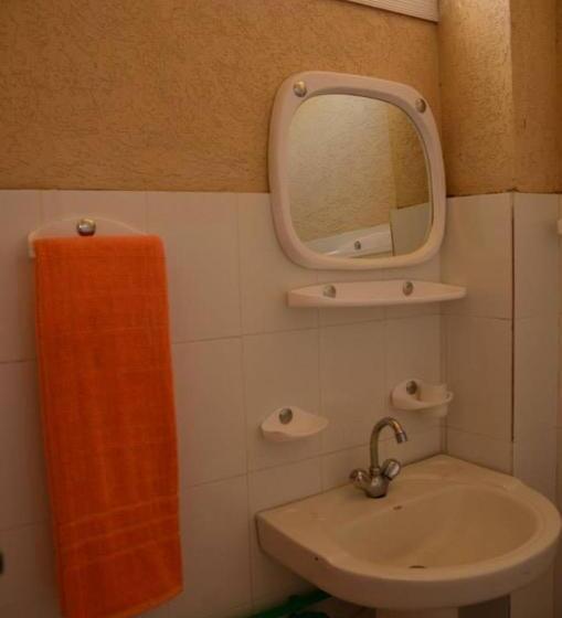 Hotel Capital Lodge Gilgit