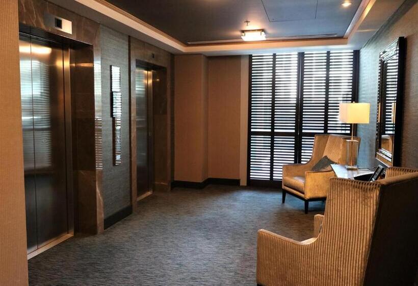 هتل Marsden Viaduct