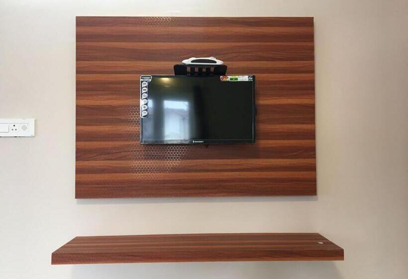 هتل Happystay Rooms And Cottages