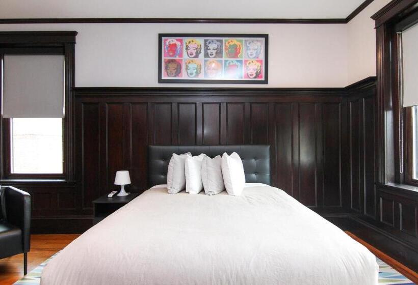 A Stylish Stay W/ A Queen Bed, Heated Floors.. #37
