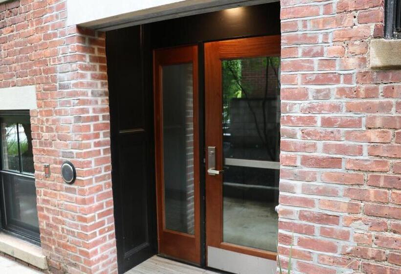 A Stylish Stay W/ A Queen Bed, Heated Floors.. #37