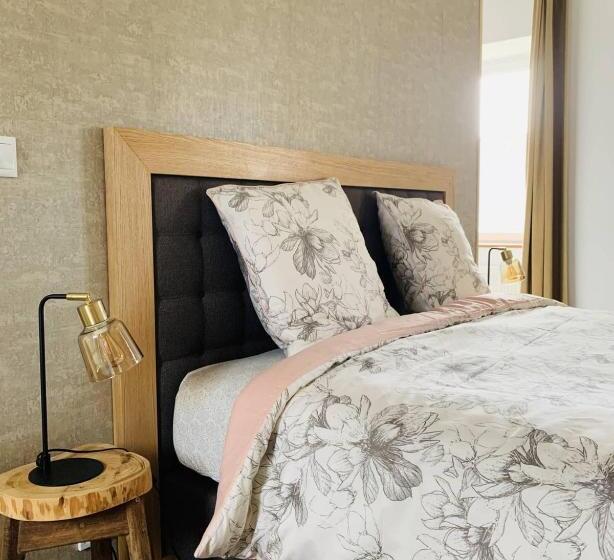 مبيت وإفطار Le Domaine De Coat Rogan, La Chambre Du Jaudy