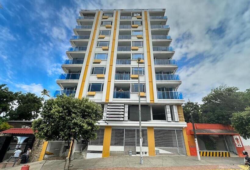 Plaza Real Edificio Turístico