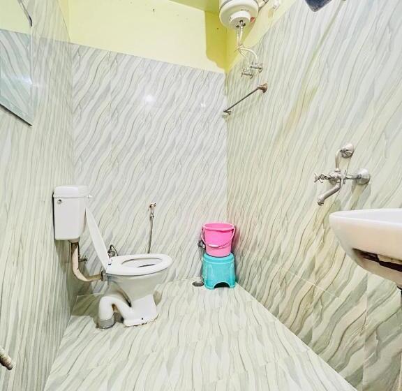 פנסיון Rameshwaram Guest House