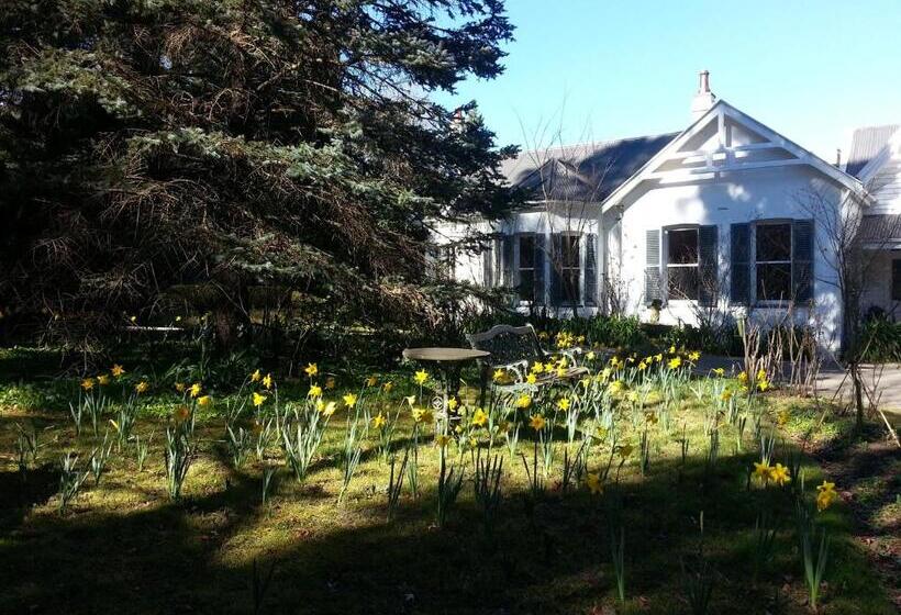 Пансион Southdown Cottage